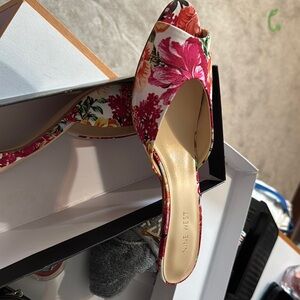 Nine West Red and Pink Floral Mules